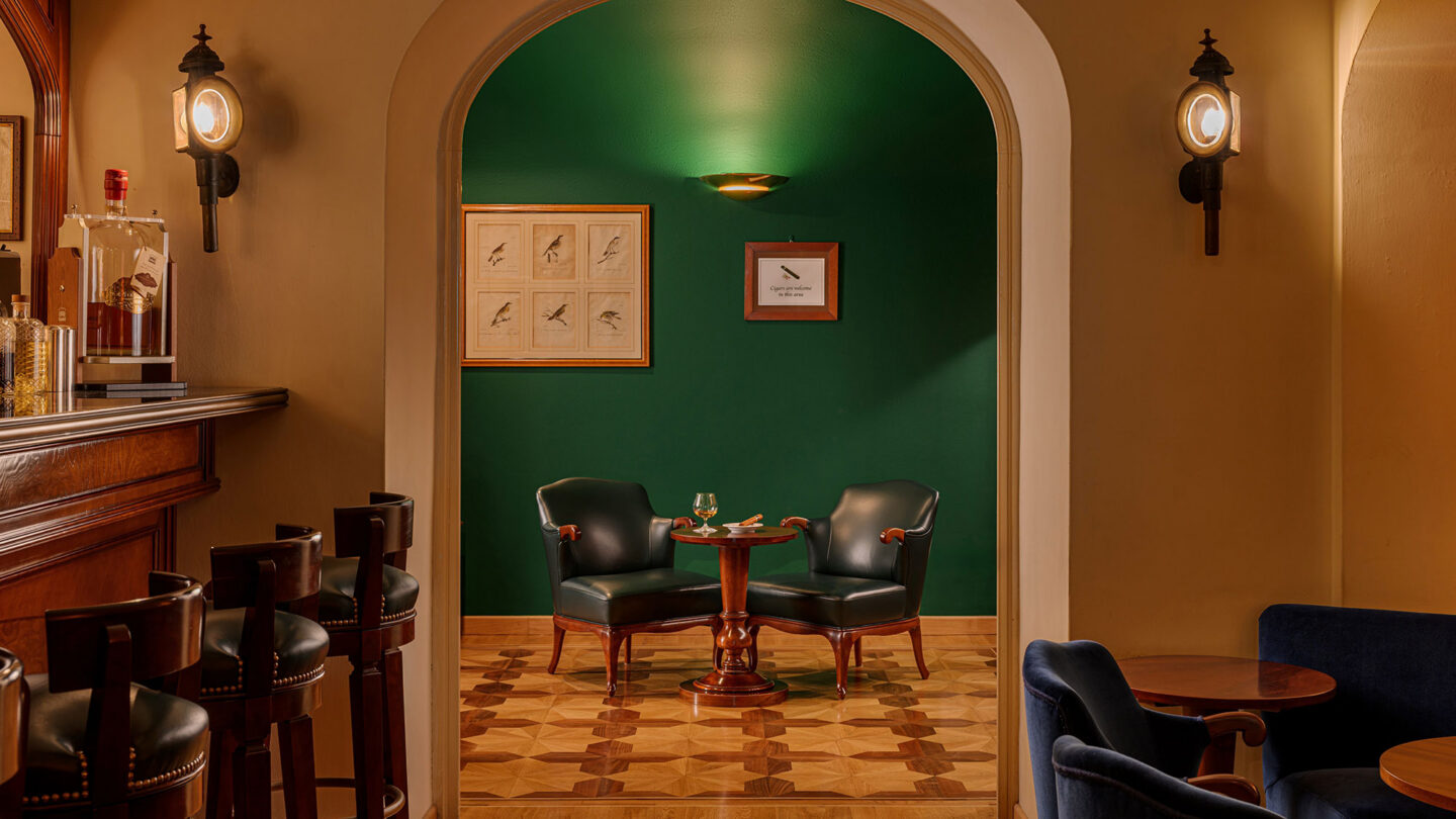 Last Call: A Global Guide to the Best Hotel Bars